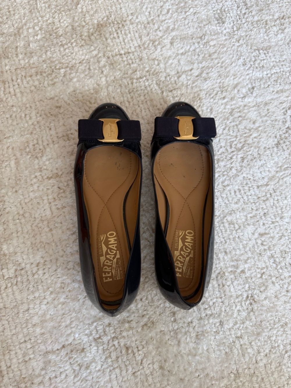 Salvatore Ferragamo Navy Patent Vara Bow Flats